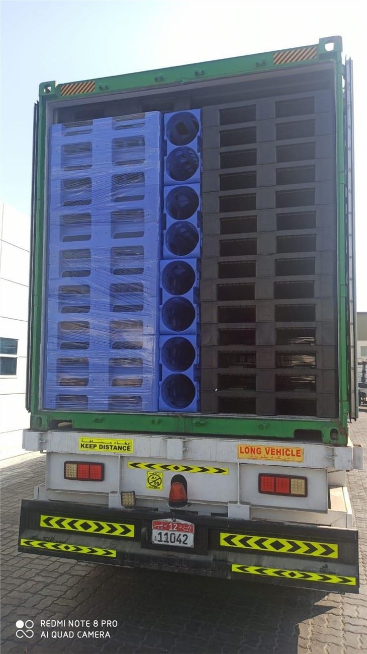 Durable HDPE Stackable Water Bottle Rack for Logistics image 2