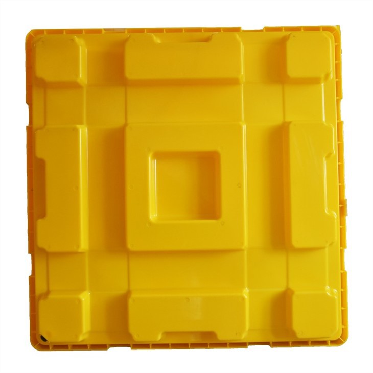 Heavy-Duty 4x4 HDPE Spill Containment Pallet for Bulk Storage image 3