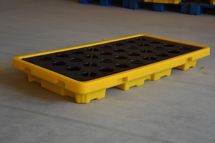 Durable HDPE Rotomolding Spill Pallet with 4-Way Entry