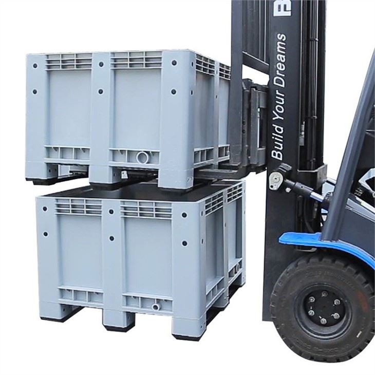 Heavy-Duty HDPE Solid Wall Bulk Containers for Industrial Storage image 3