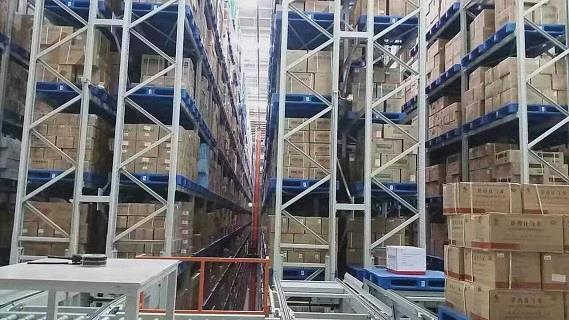Durable Heavy Load Plastic Pallet – Stackable HDPE Solution
