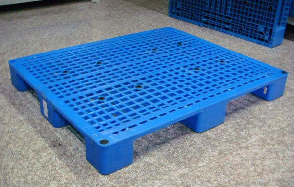 Lightweight HDPE 4-Way Vented Plastic Pallet for Logistics