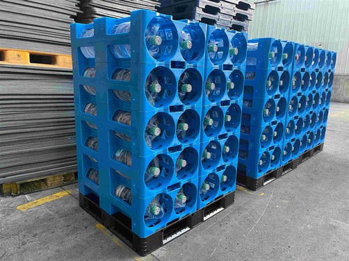 High-Quality Water Bottle Holders & PET Preforms Supplier